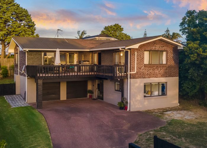  at 25 Bay Vista Drive, Red Beach, Red Beach