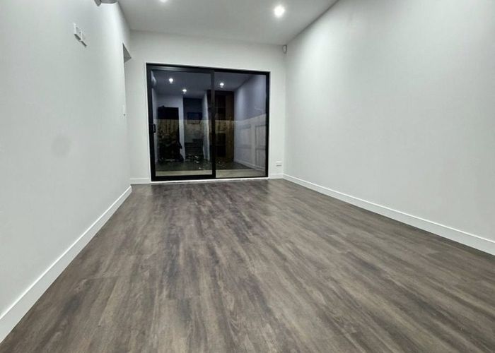  at 4/32 Airfield Road, Takanini, Papakura, Auckland