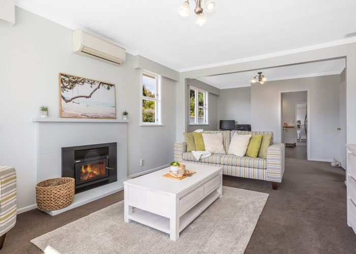  at 21 Burns Grove, Trentham, Upper Hutt