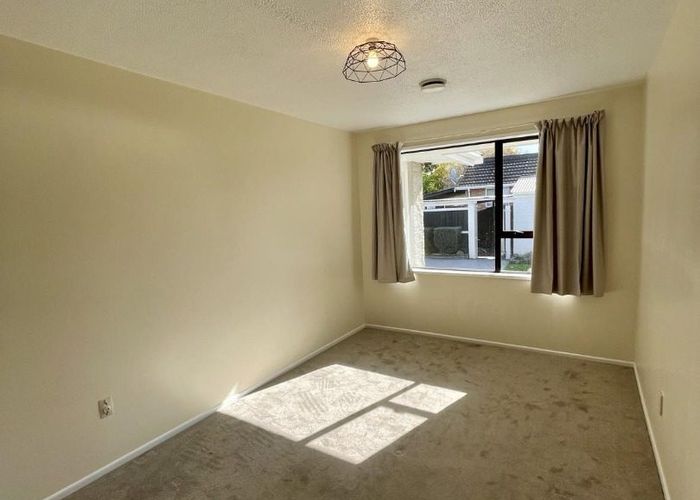  at 1/8 Steadman Road, Broomfield, Christchurch