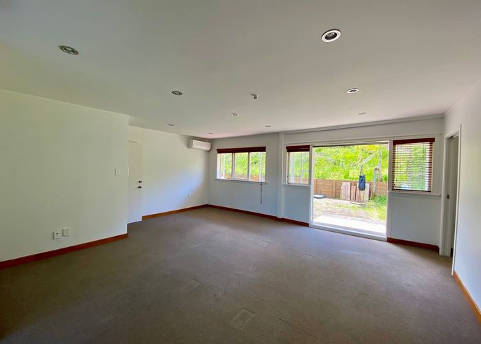  at 318 Sturges Road, Henderson Valley, Waitakere City, Auckland