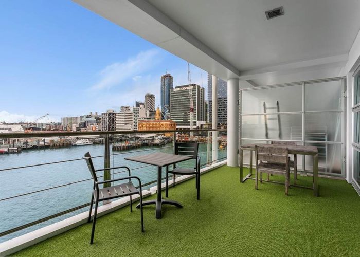  at 33/139 Quay Street, City Centre, Auckland City, Auckland