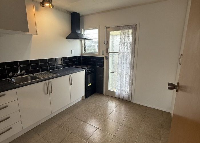  at 1/8 Maunu Road, Papatoetoe, Manukau City, Auckland