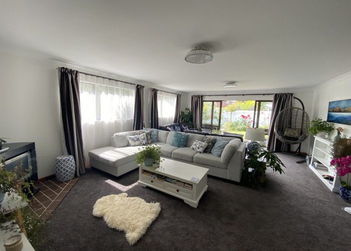  at 27 Surrey Street, Taradale, Napier, Hawke's Bay