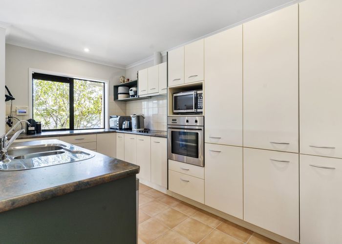  at 68 Sheriff Place, Randwick Park, Auckland