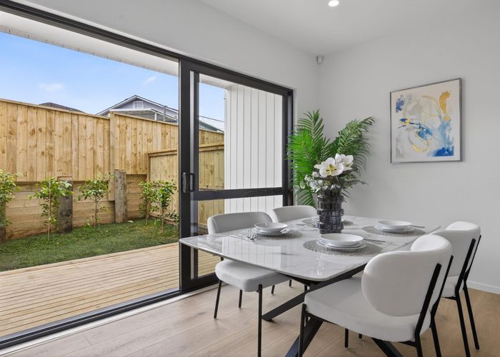  at 4/58 Hamlin Road, Mount Wellington, Auckland City, Auckland