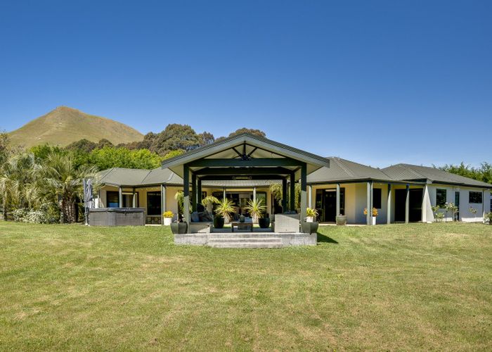  at 100 Cohrs Road, Poukawa