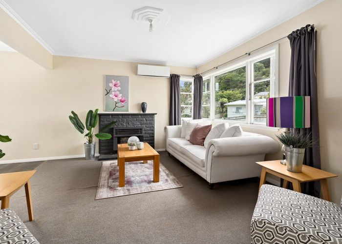  at 20 Peel Place, Wainuiomata, Lower Hutt, Wellington