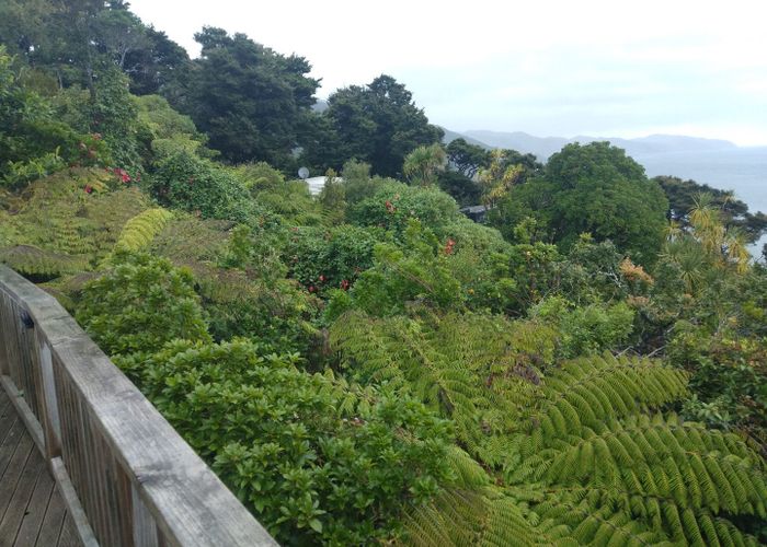  at 52 Howard Road, Point Howard, Lower Hutt, Wellington