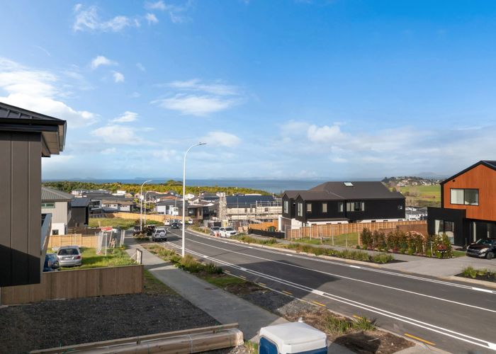  at 179 Te Oneroa Way, Long Bay, North Shore City, Auckland