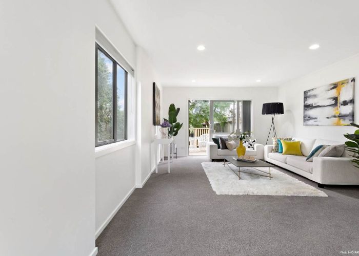  at 1/6 John Jennings Drive, Oteha, North Shore City, Auckland
