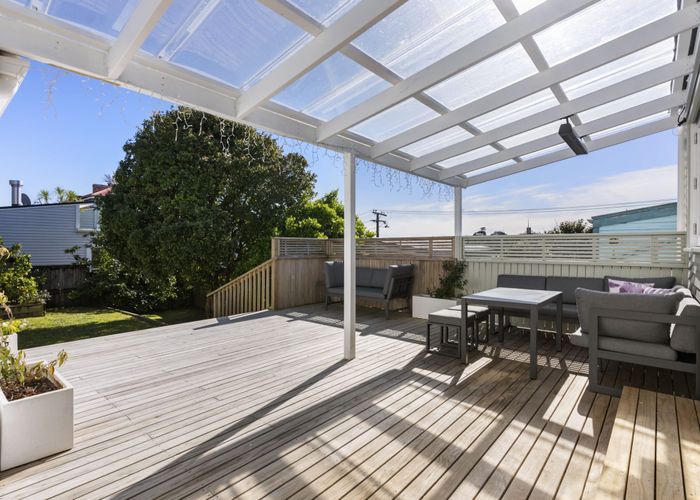  at 14 Kingsland Avenue, Kingsland, Auckland City, Auckland