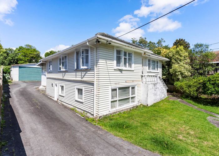  at 6 Arahoe Road, New Lynn, Waitakere City, Auckland