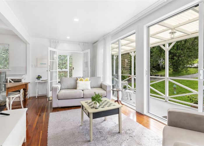  at 27 Langton Road, Stanmore Bay, Whangaparaoa