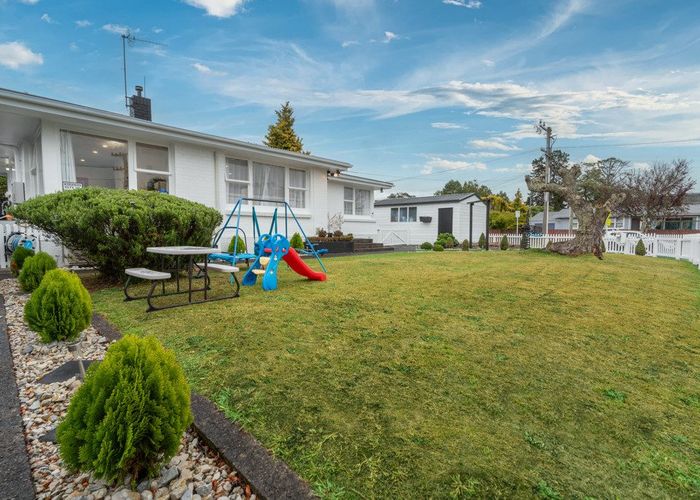  at 78 Bruce Avenue, Glenview, Hamilton