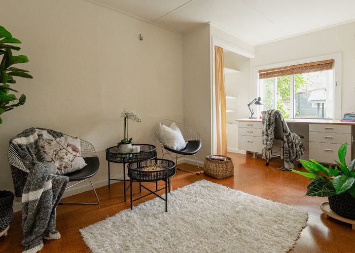  at 137 Hinemoa Street, Birkenhead, Auckland