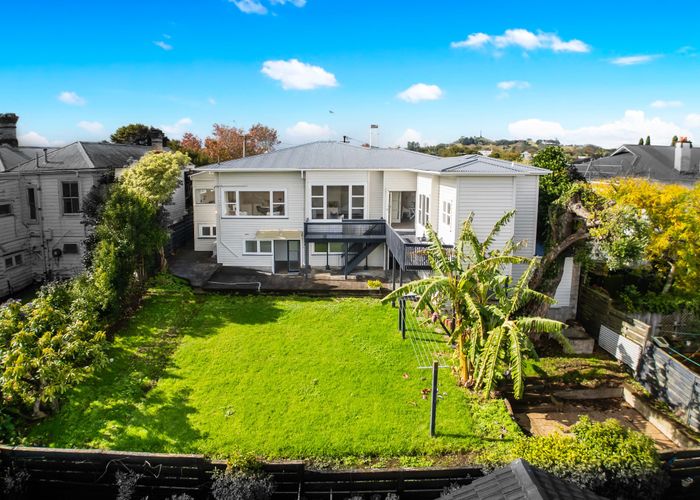  at 4 Bloomfield Place, Epsom, Auckland
