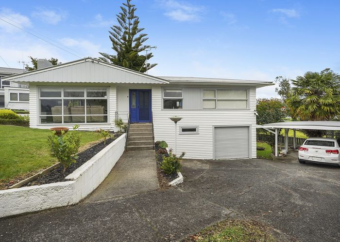  at 1 Kingsway Crescent, Forest Lake, Hamilton, Waikato