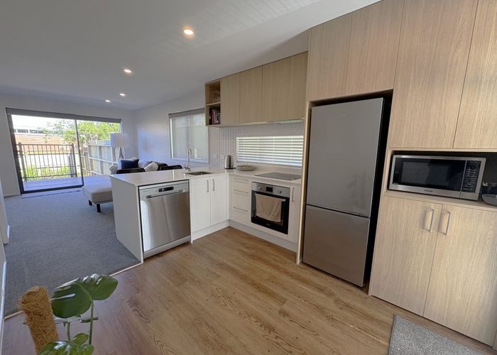  at 6/7 Bertram Grove, Naenae, Lower Hutt, Wellington