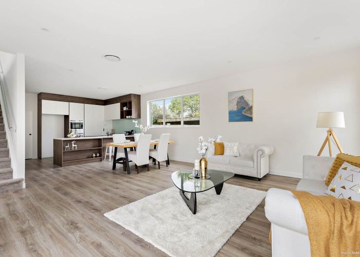  at 25a Tudor Road, Henderson, Waitakere City, Auckland