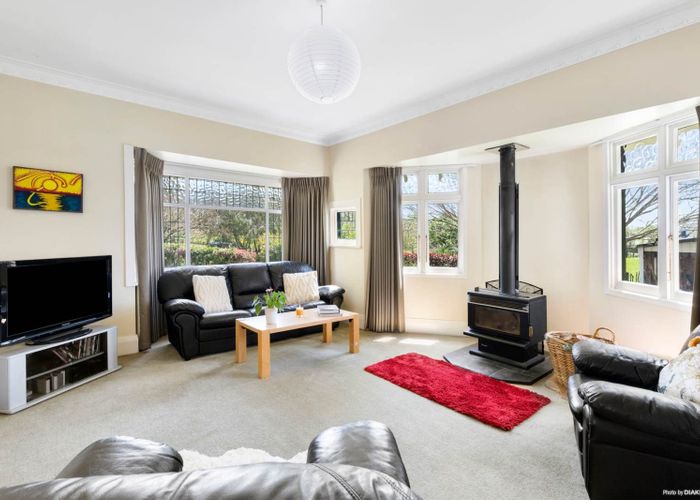  at 44 Park Lane, Runciman, Drury