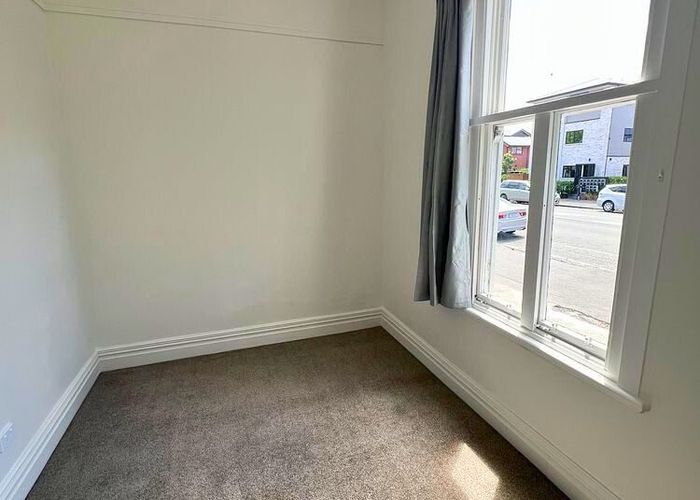  at 1/297 Barbadoes Street, City Centre, Christchurch City, Canterbury