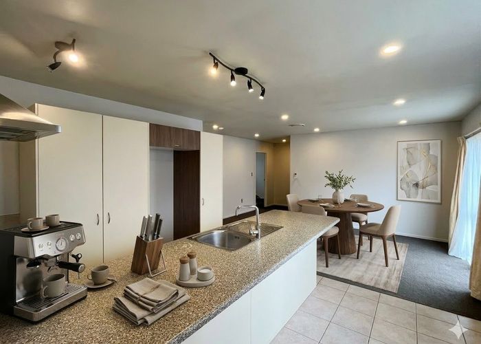  at 17A Skinner Road, Mount Wellington, Auckland City, Auckland