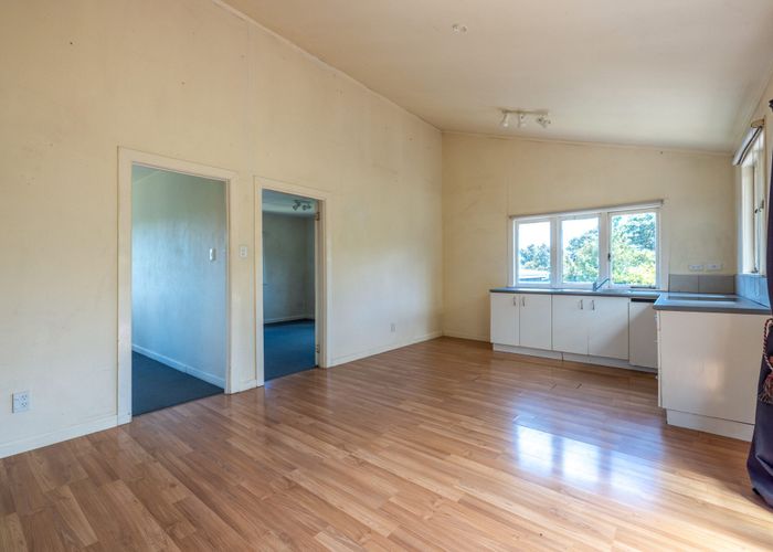  at 8 Wellington Road, Surfdale, Waiheke Island