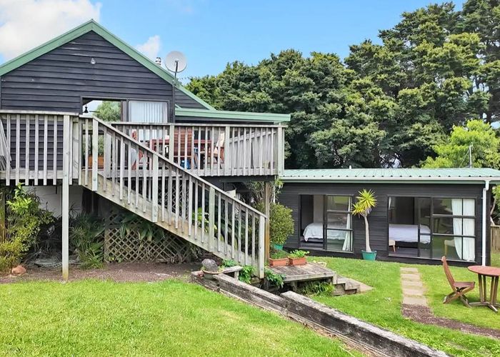  at 17 Calluna Crescent, Totara Heights, Auckland