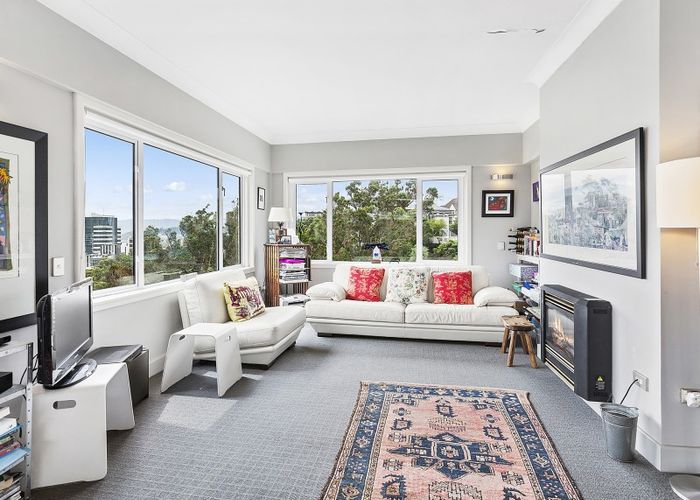  at 3/1 Wesley Road, Kelburn, Wellington