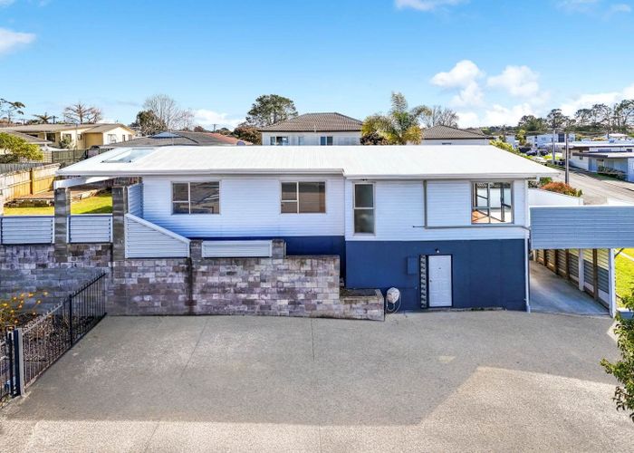  at 3 Spargo Road, Massey, Waitakere City, Auckland