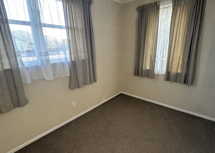  at 1/516 Fergusson Drive, Trentham, Upper Hutt, Wellington