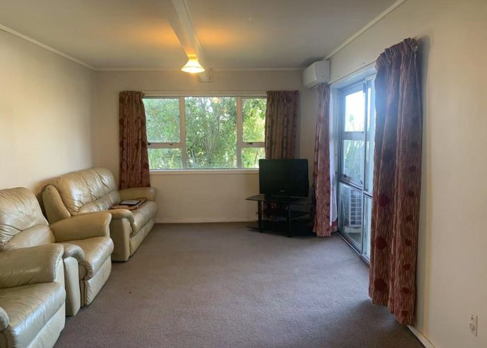 at 26 Seaside Avenue (downstairs), Waterview, Auckland City, Auckland