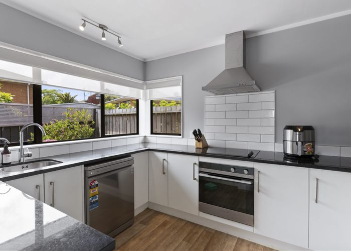  at 1/14 Prince Regent Drive, Half Moon Bay, Manukau City, Auckland