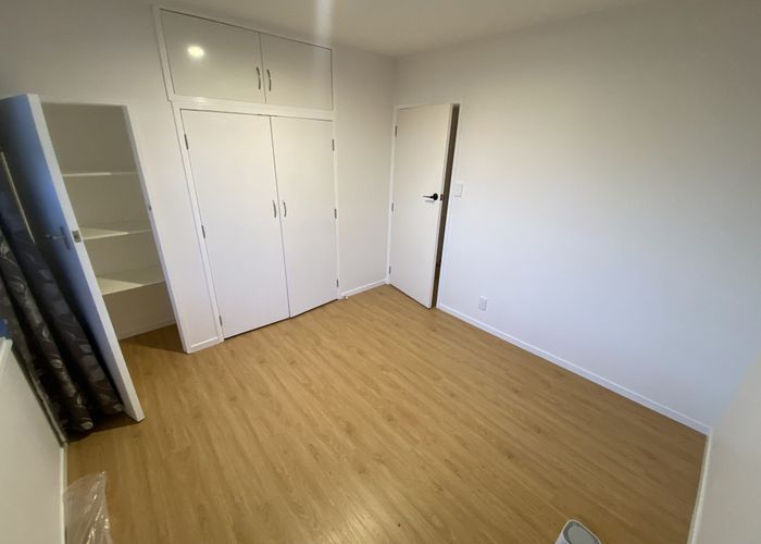  at 90 Barrack Road, Mount Wellington, Auckland City, Auckland