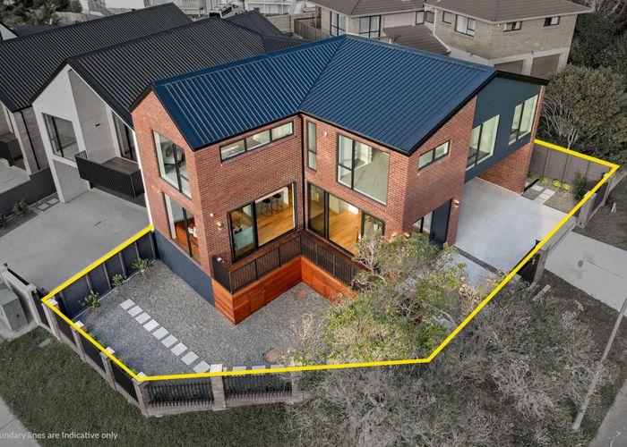  at 1 Weetman Drive, Browns Bay, North Shore City, Auckland