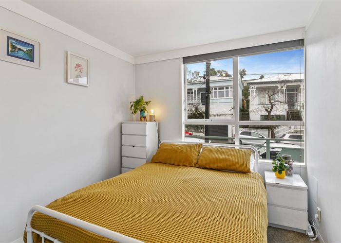  at 4/4 Kenwyn Terrace, Newtown, Wellington