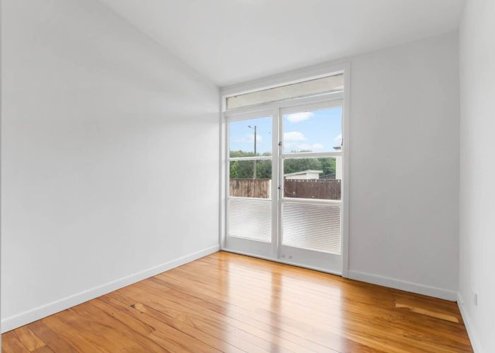  at 2/26 Warwick Street, Morningside, Auckland City, Auckland