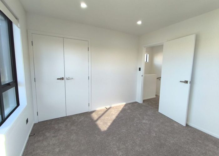  at 1/364 Main Road, Huapai, Rodney, Auckland