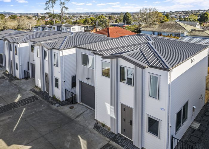  at 232&234 Whitney Street, Blockhouse Bay, Auckland City, Auckland