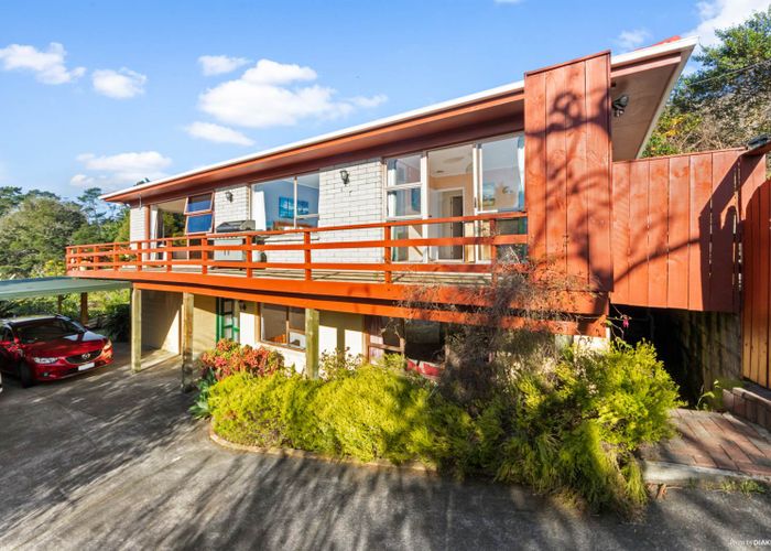  at 118 Candia Road, Henderson Valley, Auckland