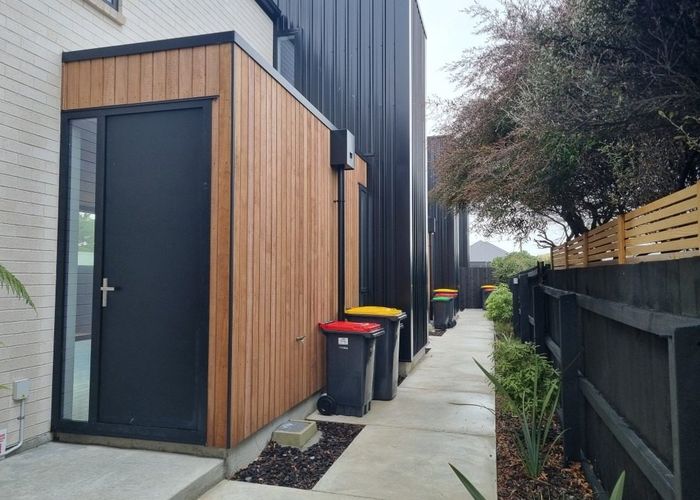  at 2/141 Oram Avenue, New Brighton, Christchurch