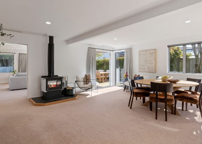  at 5 Cedar Drive, Kelvin Heights, Queenstown