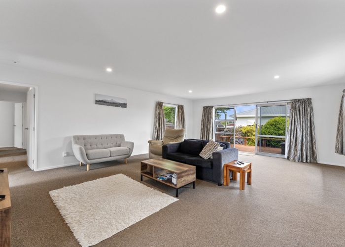  at 2/35 Otupai Street, Two Mile Bay, Taupō