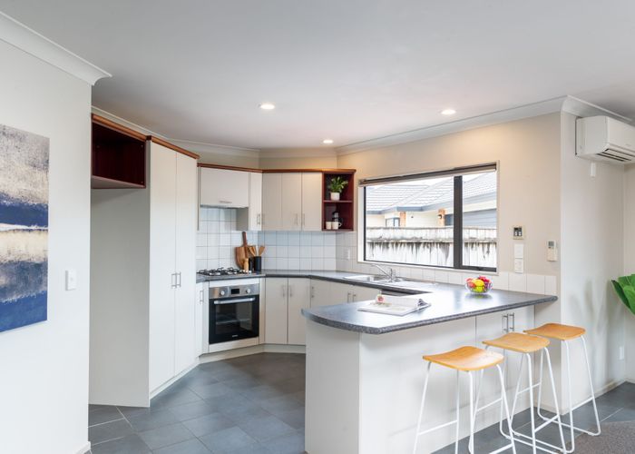  at 38 Talbot Grove, Trentham, Upper Hutt, Wellington