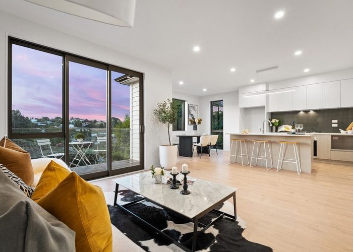  at 144A Oaktree Avenue, Browns Bay, North Shore City, Auckland