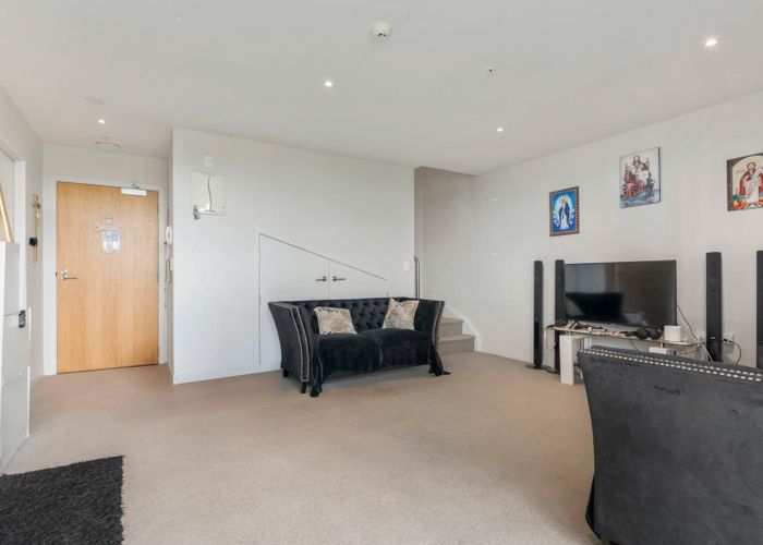  at 304/25 Don McKinnon Drive, Albany, North Shore City, Auckland