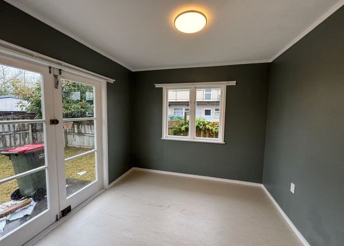  at 2 Cameron Rd, Hillcrest, Hamilton, Waikato