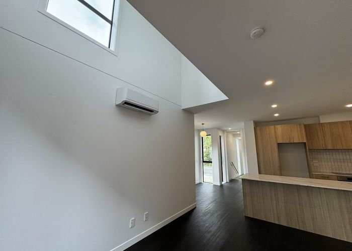  at 2/323 Riverside Dr, Waterloo, Lower Hutt, Wellington