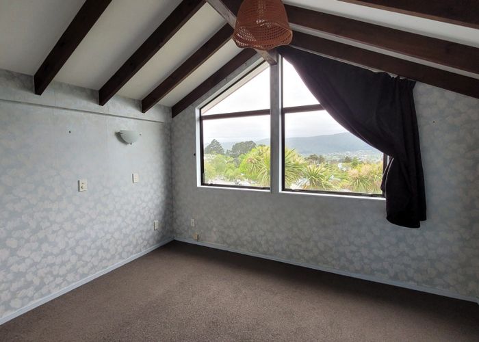  at 10 Gainsborough Grove, Belmont, Lower Hutt, Wellington
